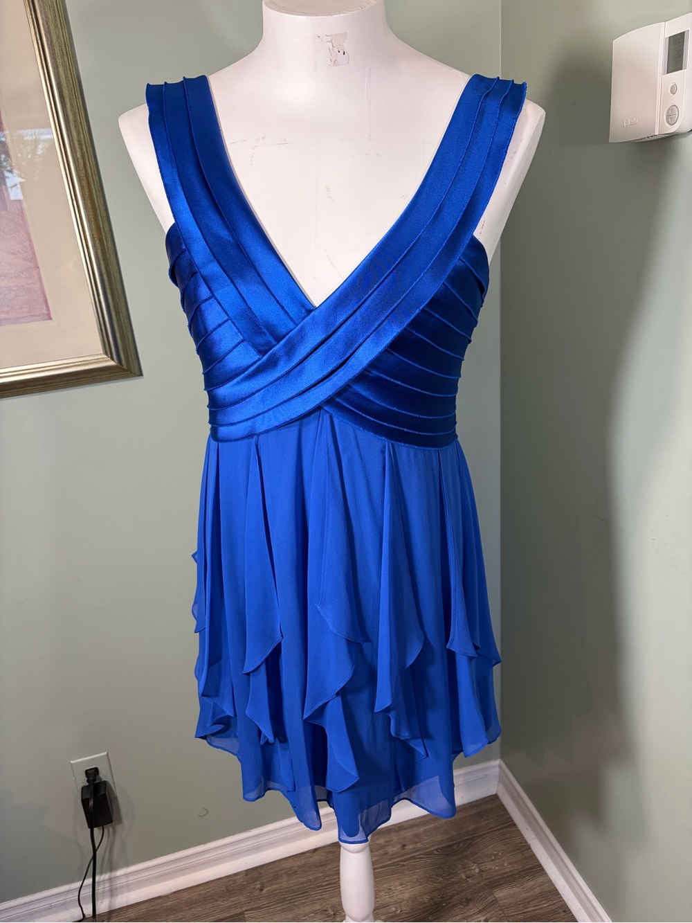 BCBGMaxAzria Royal Blue Pleated V-Neck Cocktail Dress